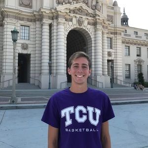 Meet your Posher, Connor